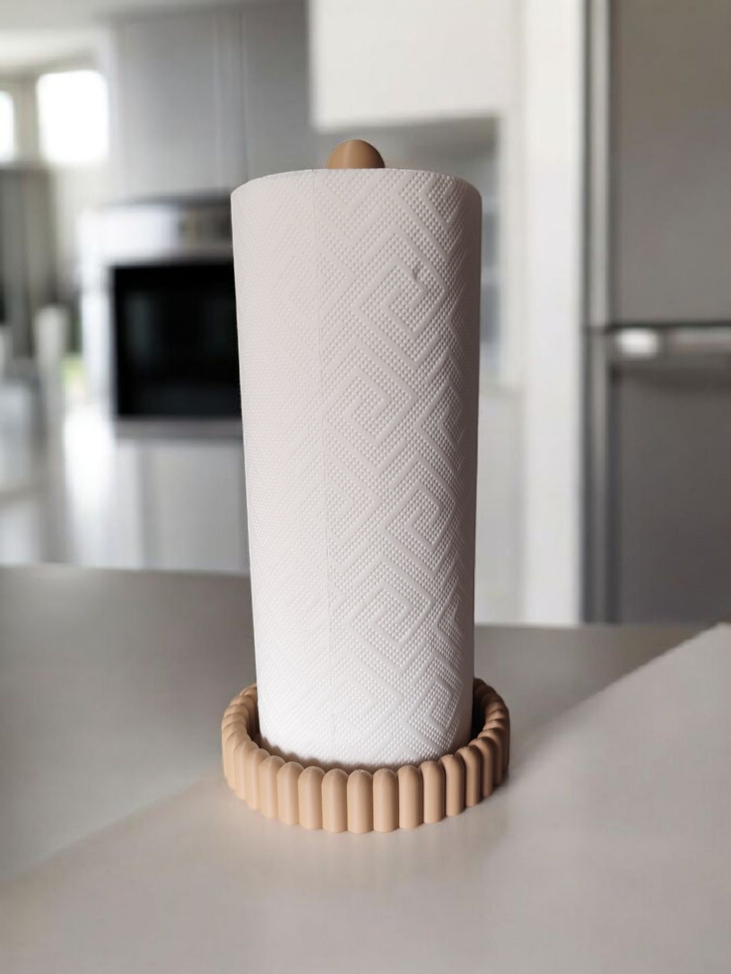 Modern Paper Towel Holder – Kitchen Countertop Roll Organizer